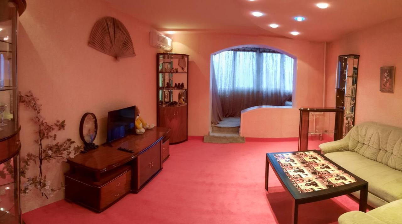 Viktor Apartment Chornomorsk Exterior foto