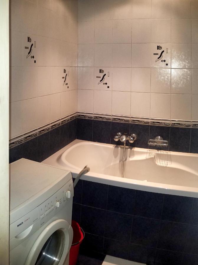 Viktor Apartment Chornomorsk Exterior foto