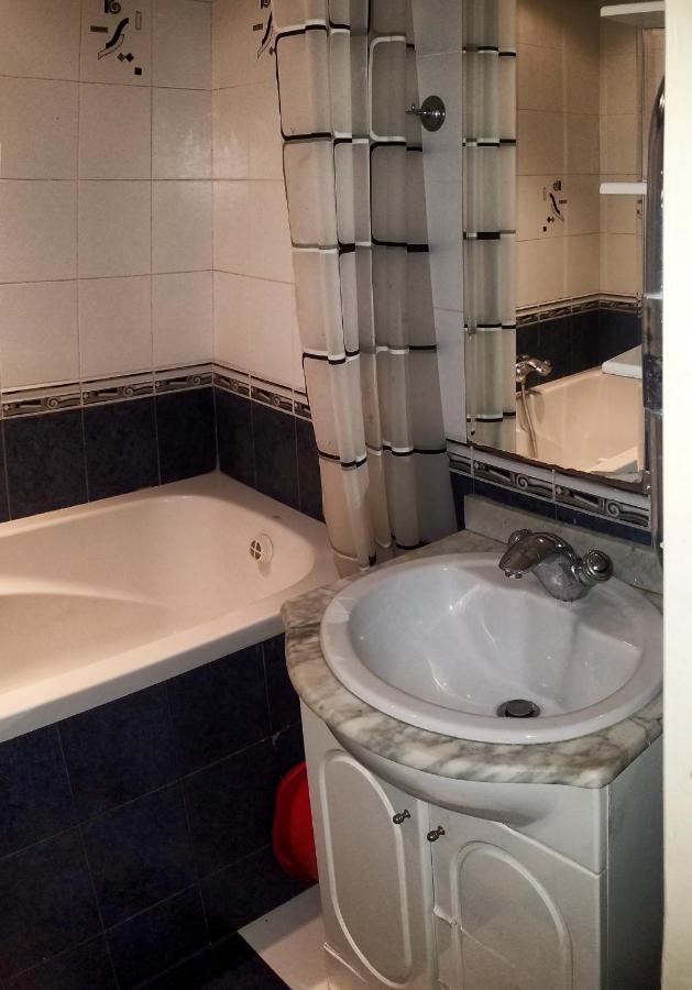 Viktor Apartment Chornomorsk Exterior foto